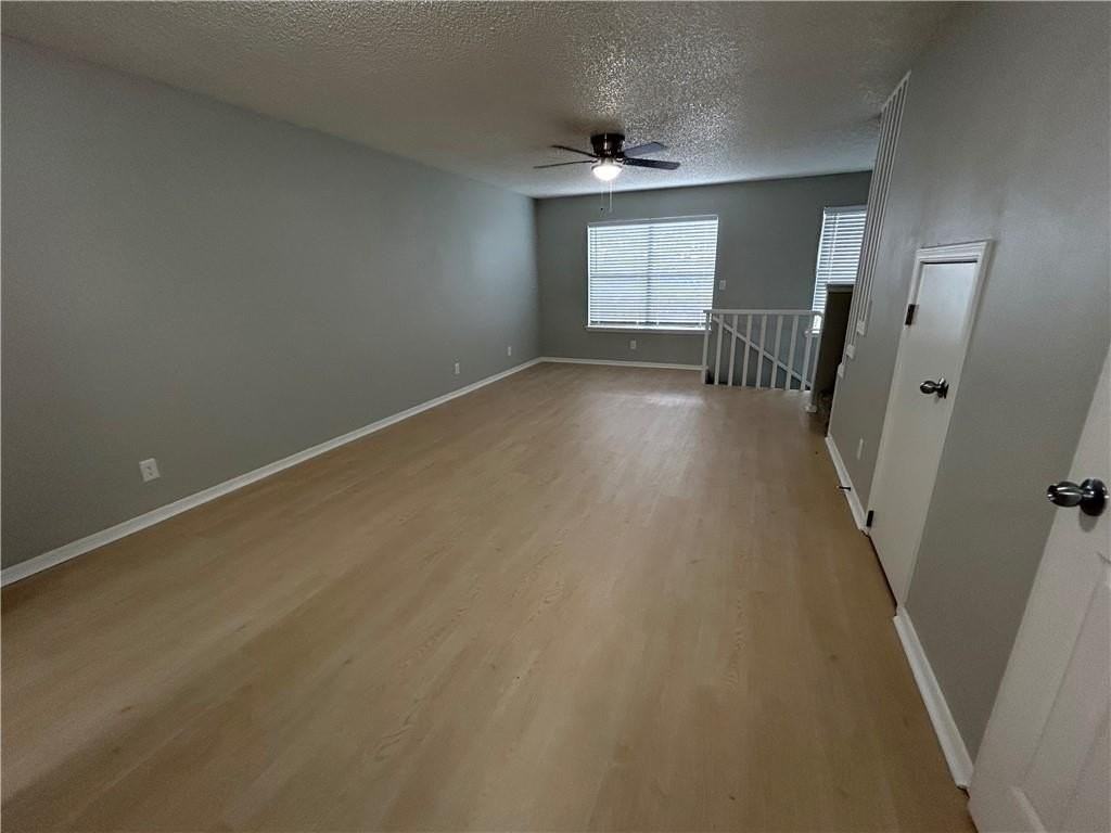 1379 E Sequoyah Ct - Photo 4 of 14