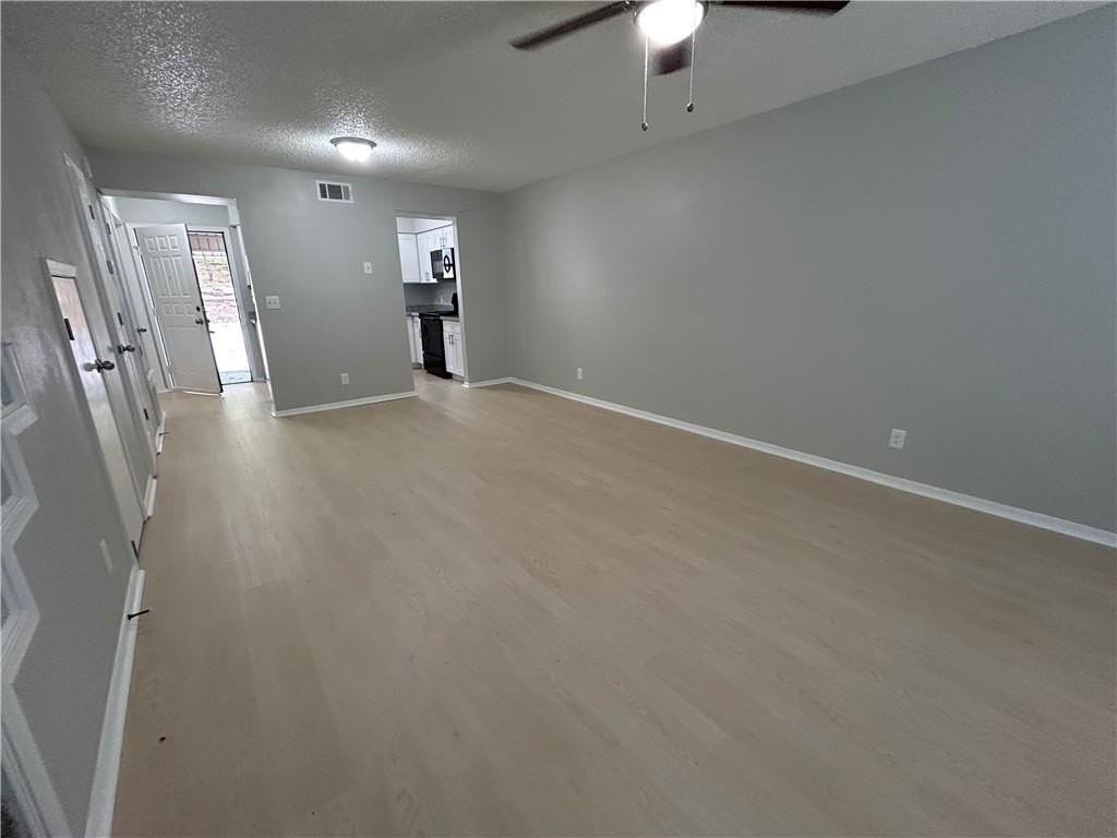 1379 E Sequoyah Ct - Photo 5 of 14