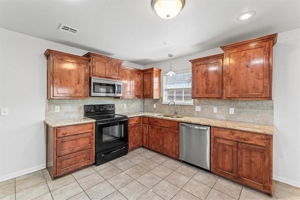 4618 Cory St - Photo 6 of 18