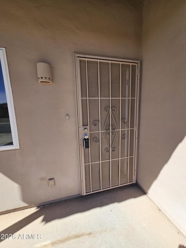 850 Four Winds Cir - Photo 3 of 32