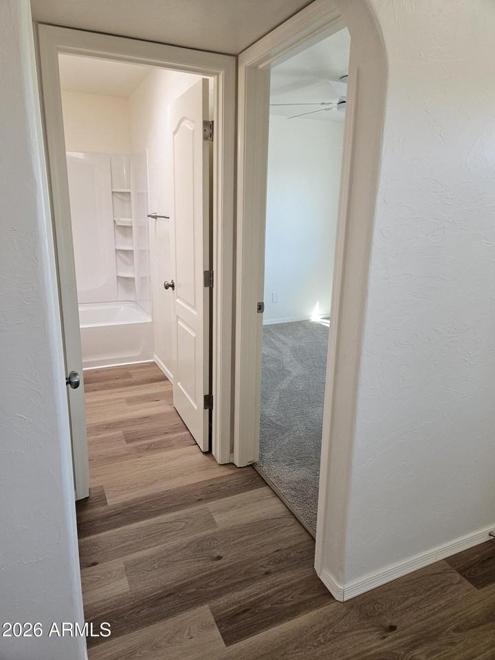 850 Four Winds Cir - Photo 7 of 32