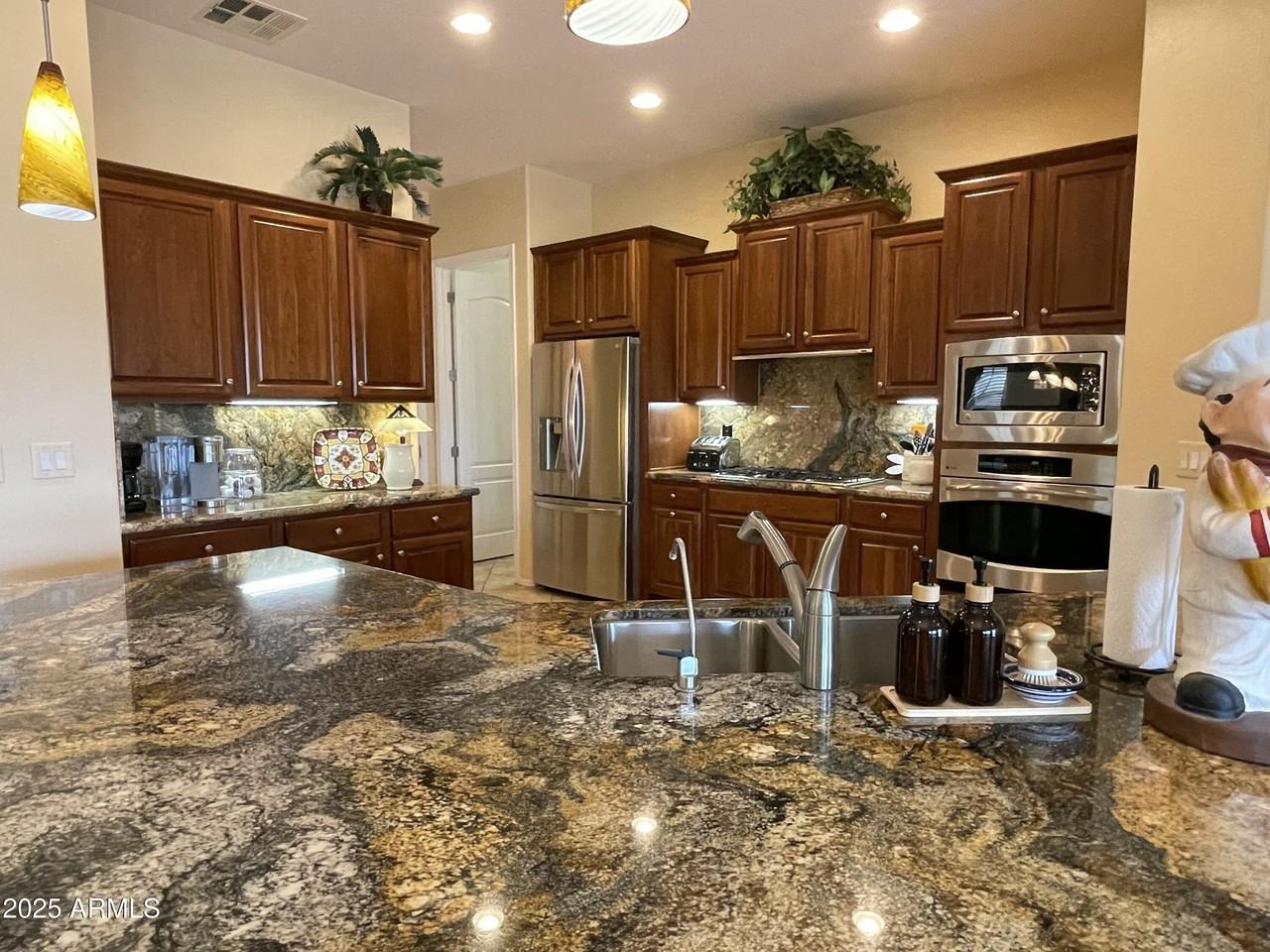 4268 E Nightingale Ln - Photo 7 of 25