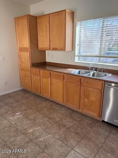 4698 E Laurel Ave - Photo 4 of 15