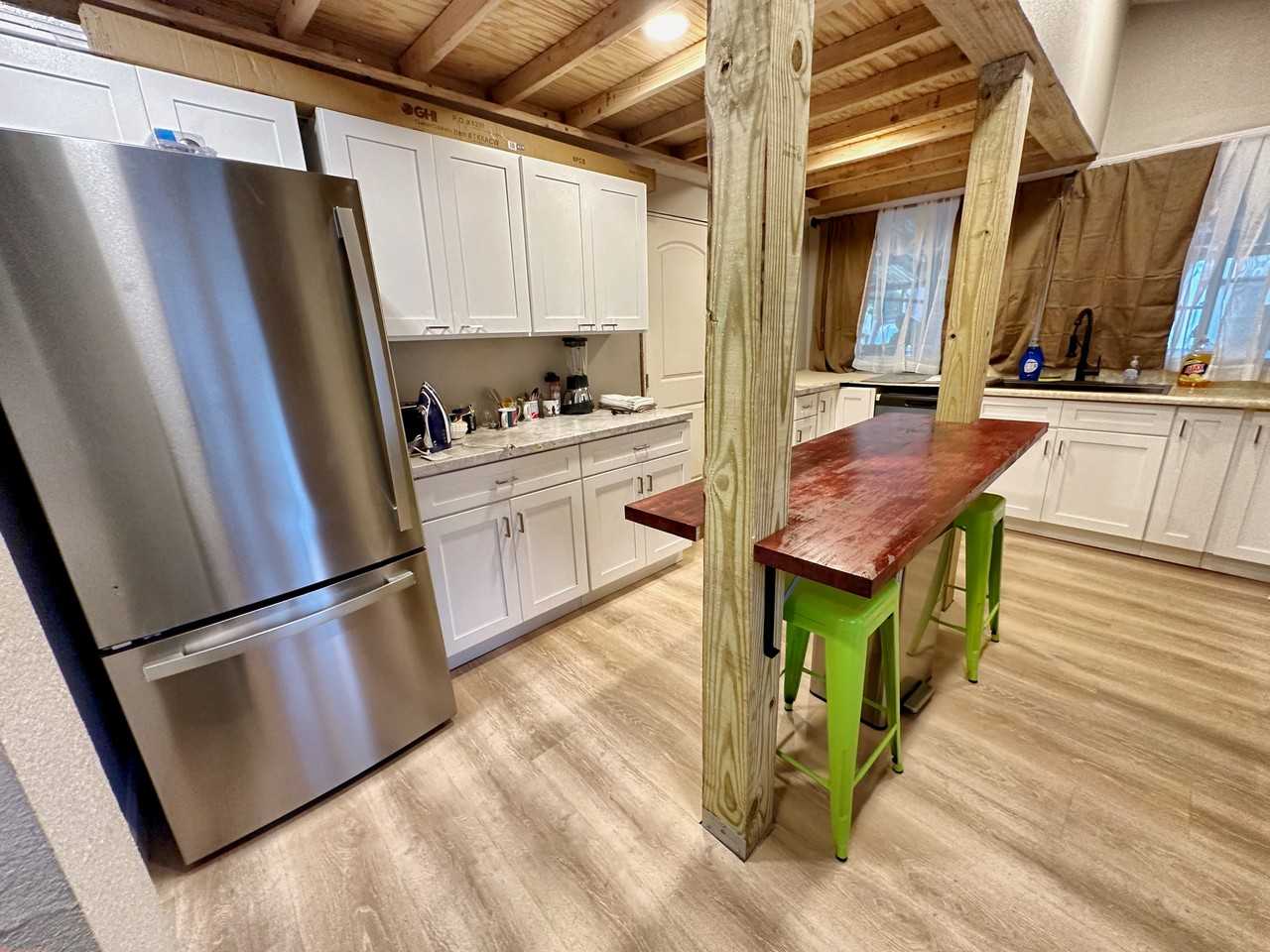 614 Jamesville Avenue - Upstairs Poolside - Photo 5 of 21