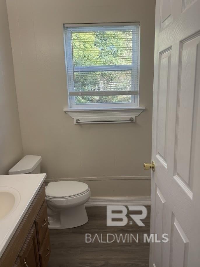 18705 Florida St - Photo 3 of 22