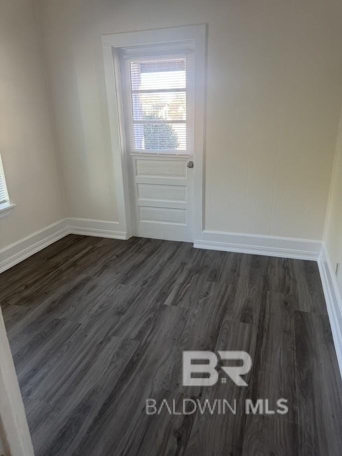 18705 Florida St - Photo 6 of 22