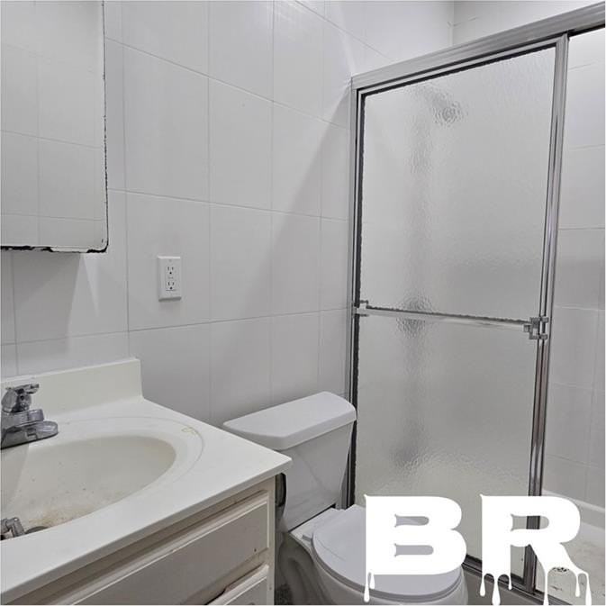 1111 Sheepshead Bay Rd #1 - Photo 2 of 7