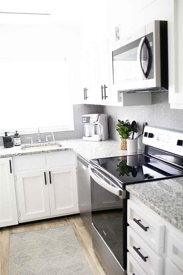 4505 N Kings Hwy - Photo 4 of 17