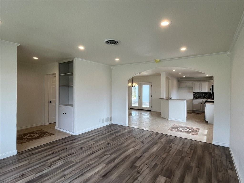 1041 Brawner Pkwy - Photo 6 of 22