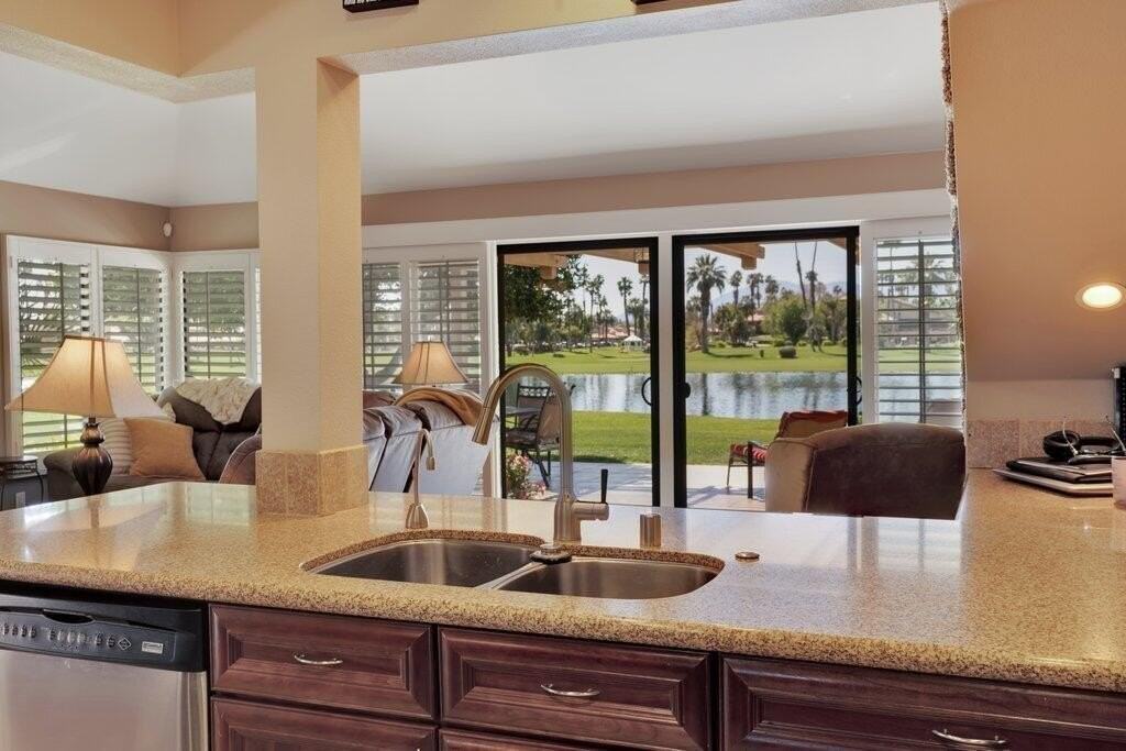 77791 Woodhaven Dr N - Photo 6 of 33