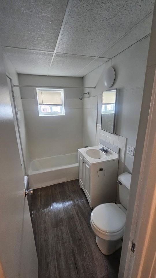 Pearl Street - Photo 3 of 11