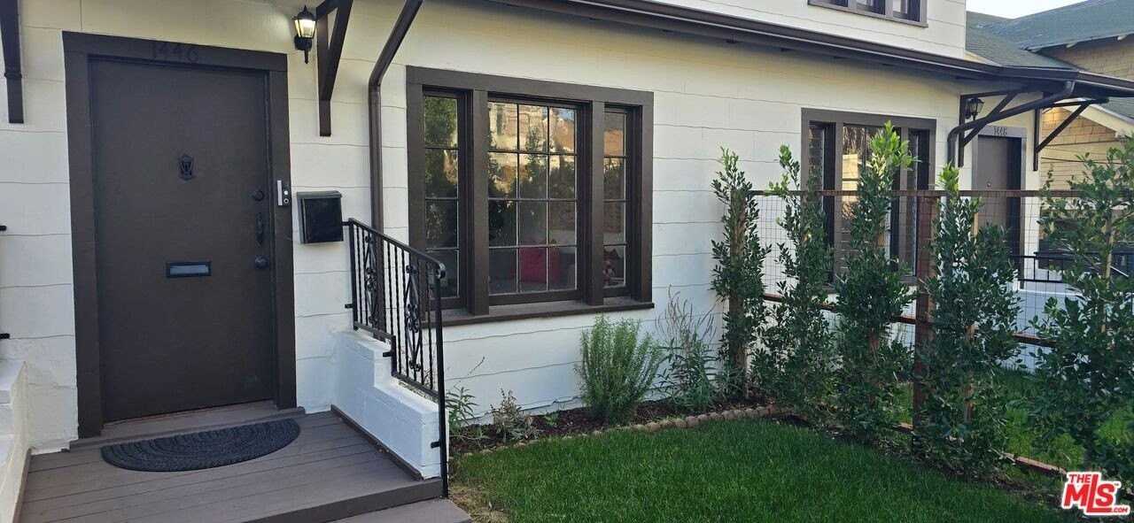 1446 Calumet Ave Unit 1 #1 - Photo 2 of 22