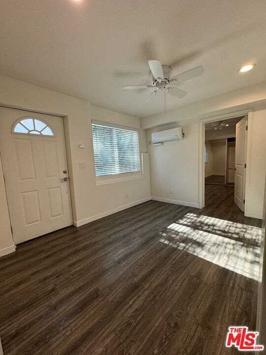 5813 Harold Way - Photo 5 of 12