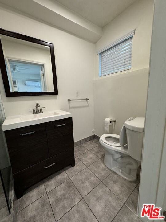 5813 Harold Way - Photo 7 of 12