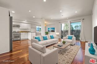 5315 Bellingham Ave Unit 203 - Photo 1 of 1