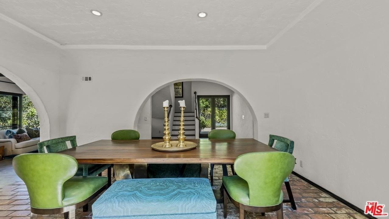 11662 Duque Dr - Photo 7 of 47