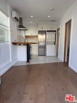 607 N Gower St - Photo 1 of 1