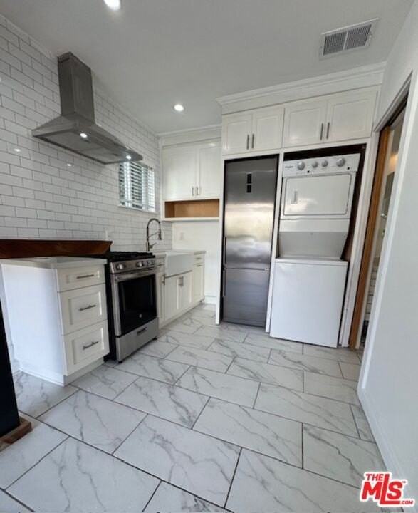 607 N Gower St - Photo 6 of 12