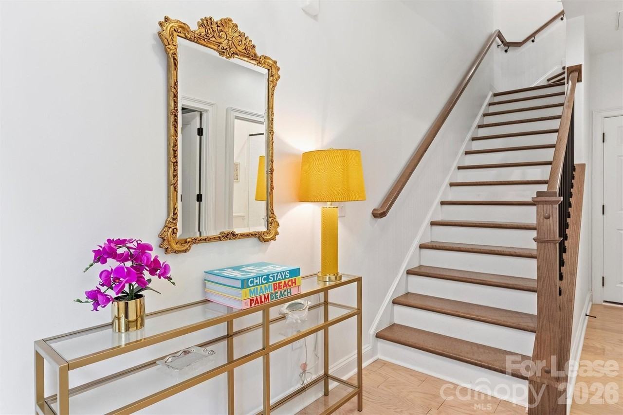 5038 Harrowsmith Ln - Photo 2 of 33