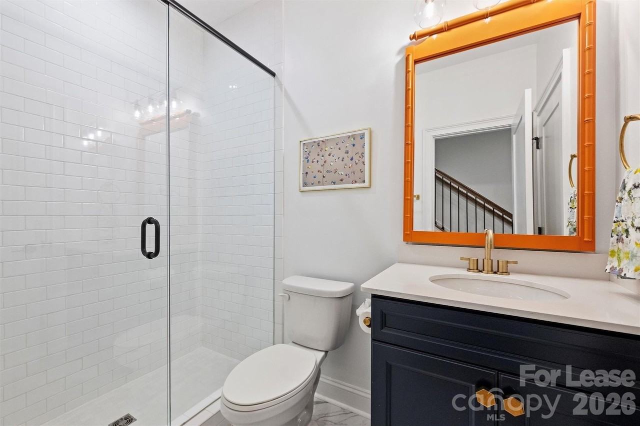 5038 Harrowsmith Ln - Photo 5 of 33