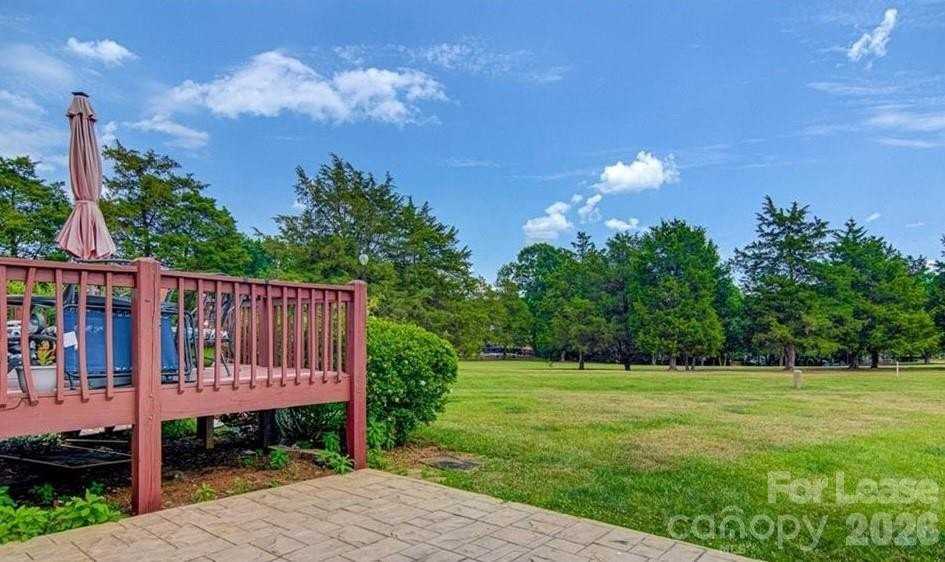 8215 Circle Tree Ln - Photo 2 of 18