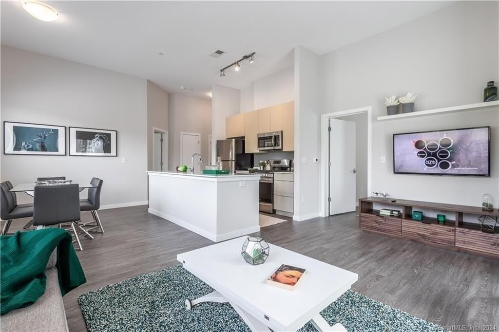 300 Glover Ave Unit B411 - Photo 6 of 21