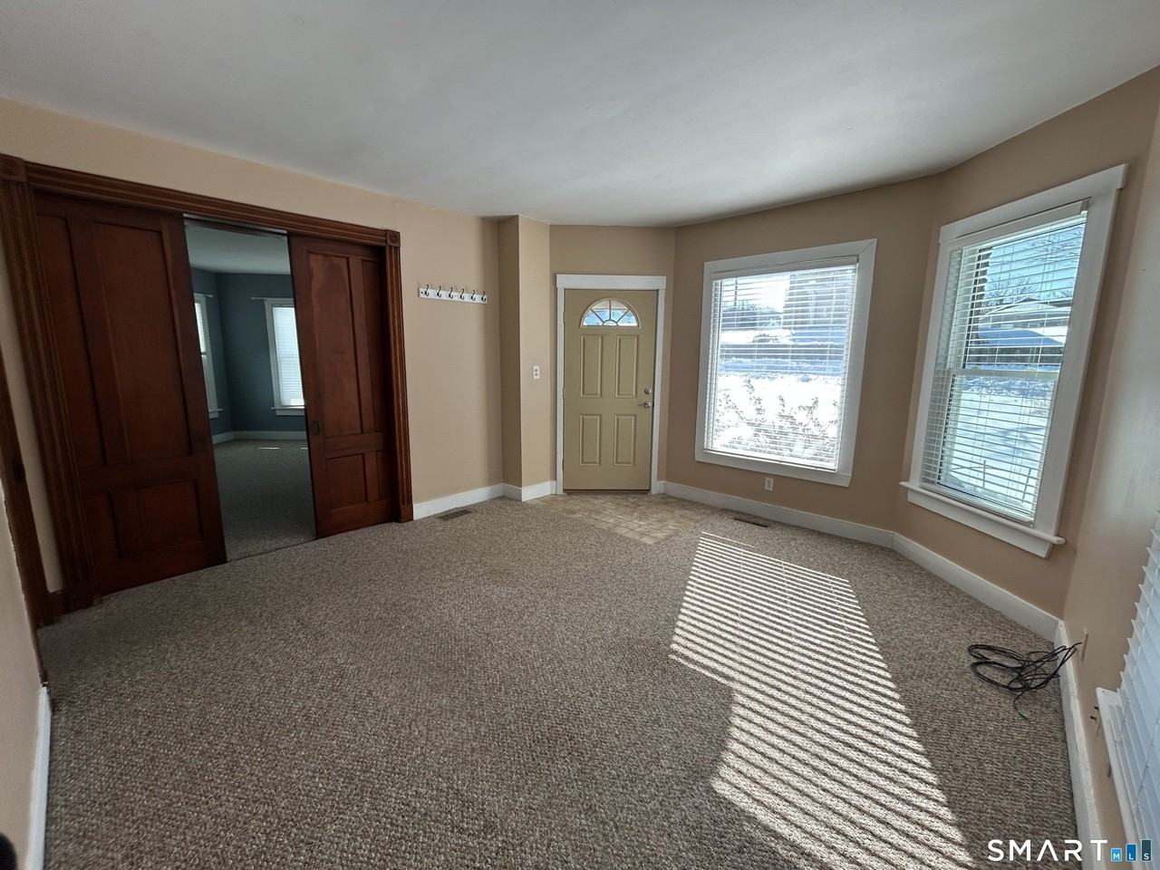 20 Elm St - Photo 5 of 18