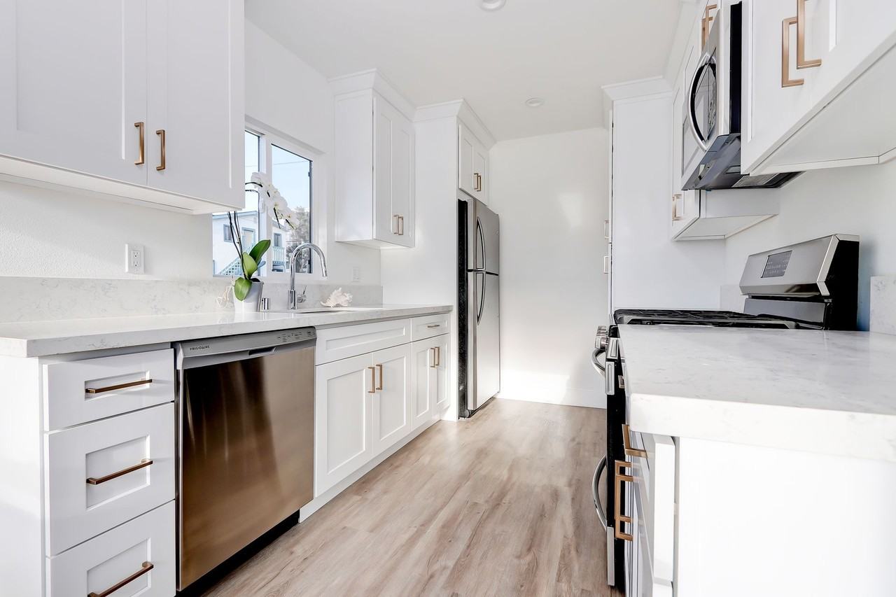 350 Hermosa Ave - Photo 5 of 22