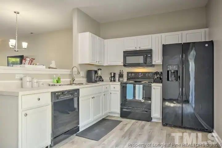 3911 Volkswalk Pl - Photo 6 of 17