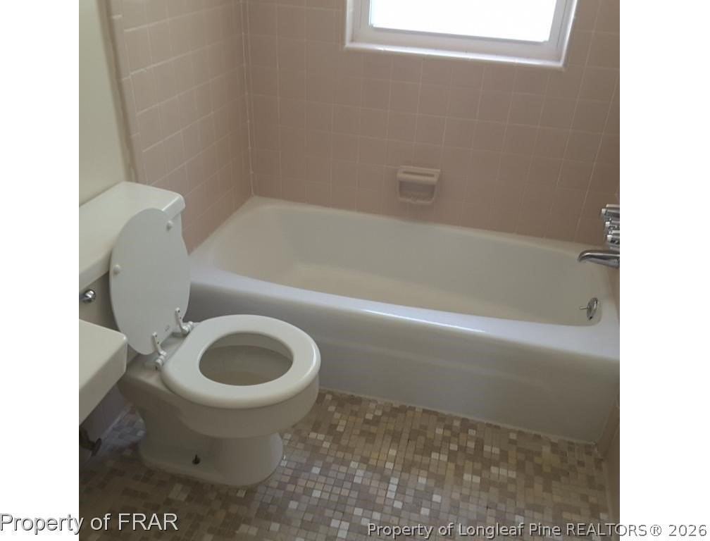 1704A Newark Ave - Photo 5 of 6