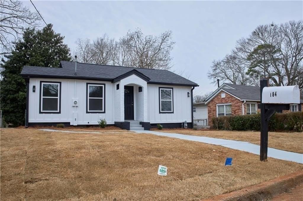 184 Scott St Nw - Photo 2 of 30