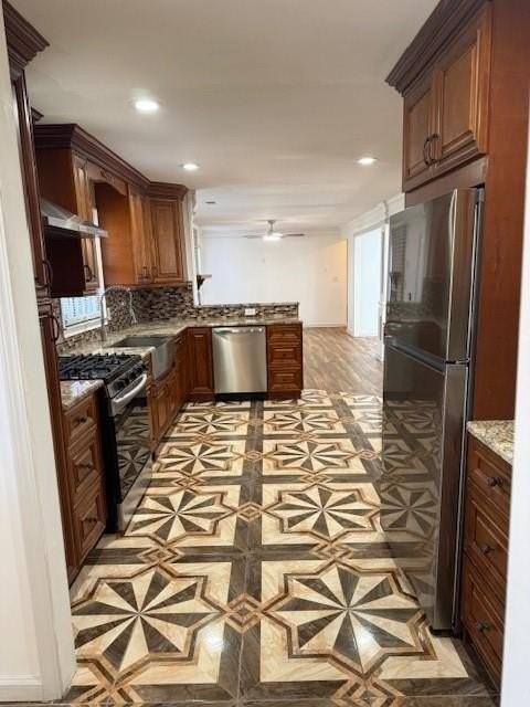 914 Sherbrooke Dr Se - Photo 2 of 35