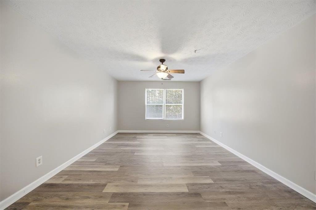 8201 Fairington Ridge Cir - Photo 3 of 9