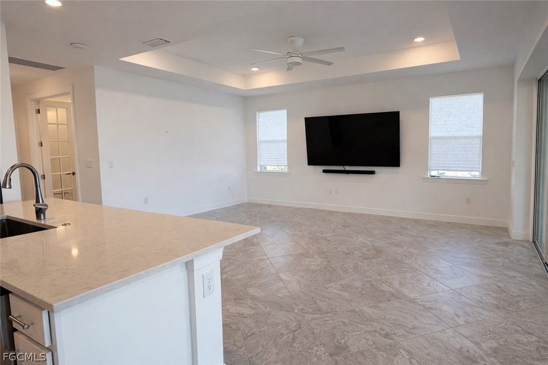 15551 Northridge Rd - Photo 3 of 30