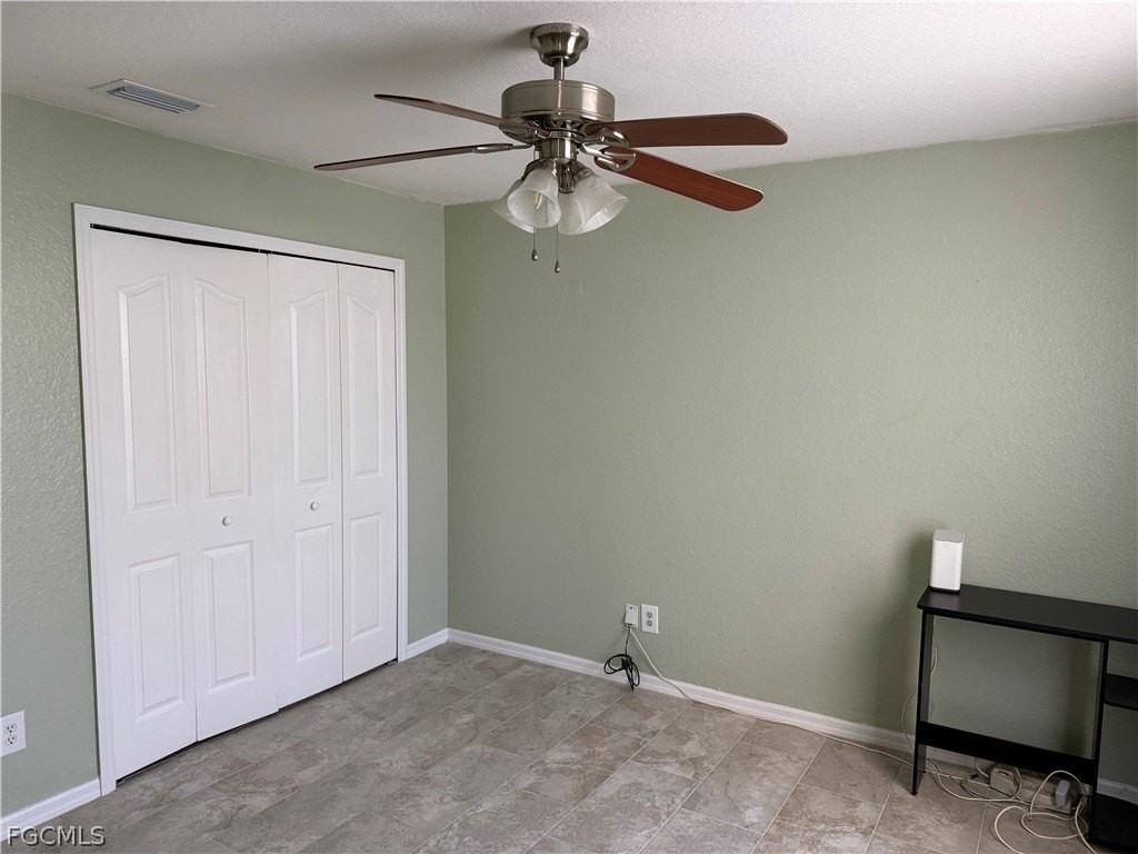 3405 58th St W - Photo 7 of 12