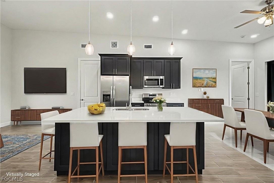 3013 4th St Sw - Photo 3 of 40