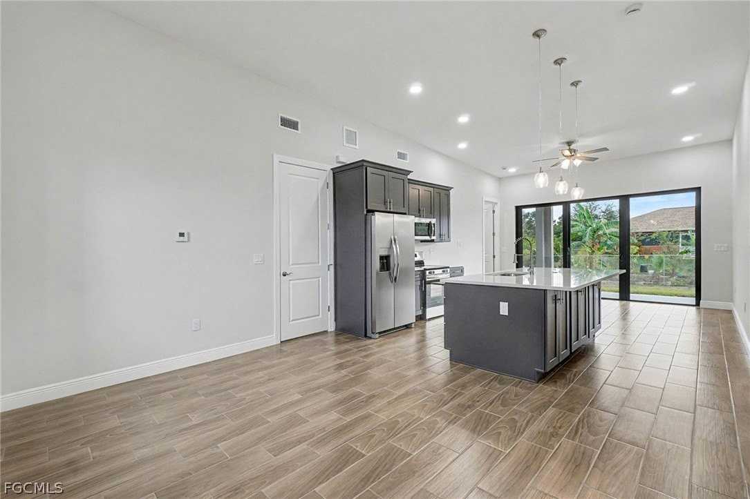 3013 4th St Sw - Photo 7 of 40