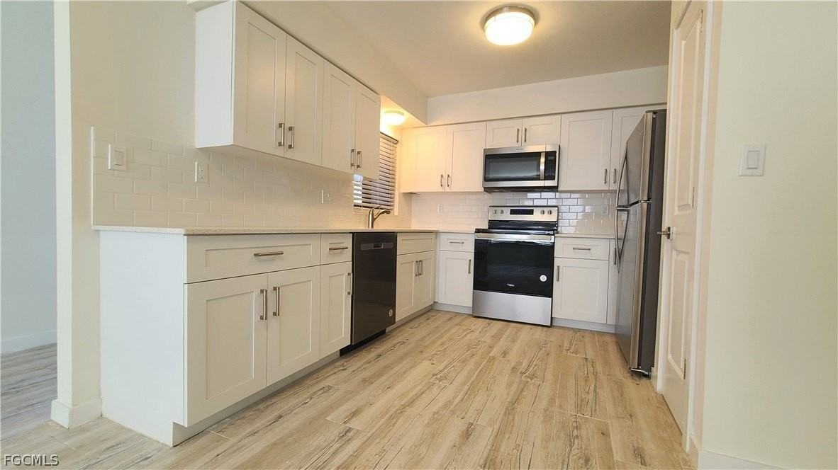 2610 Providence St Apt 3 - Photo 6 of 24