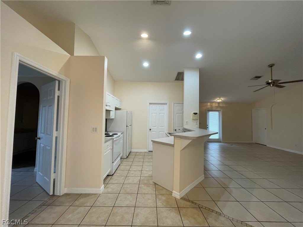 606 Sw 27th Ter - Photo 6 of 22