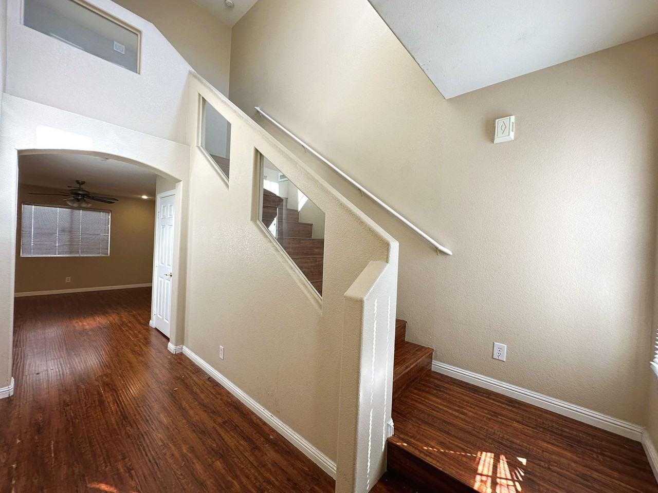 9272 Nerone Ave - Photo 2 of 20