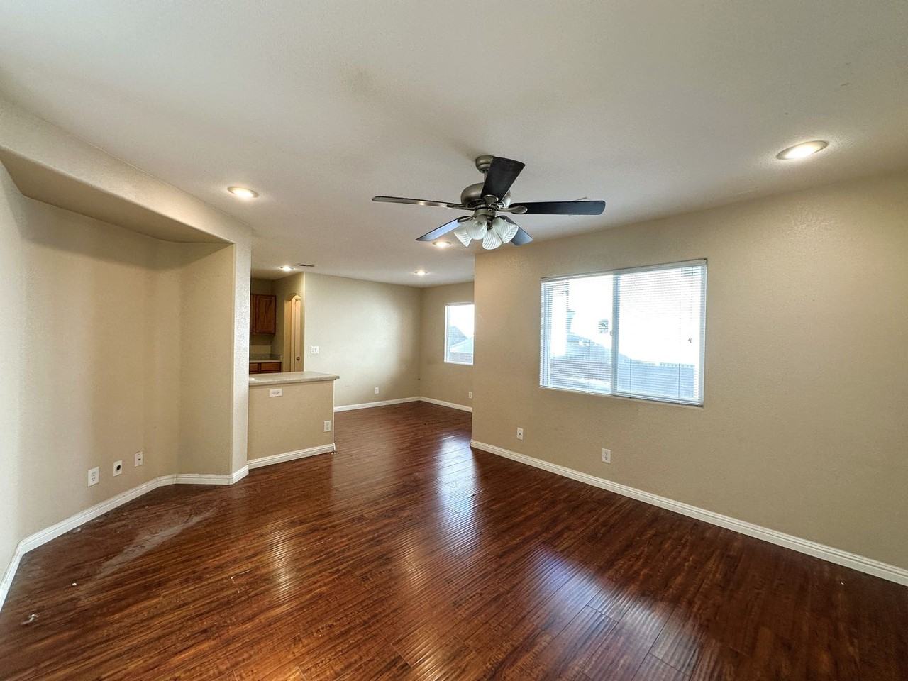 9272 Nerone Ave - Photo 3 of 20