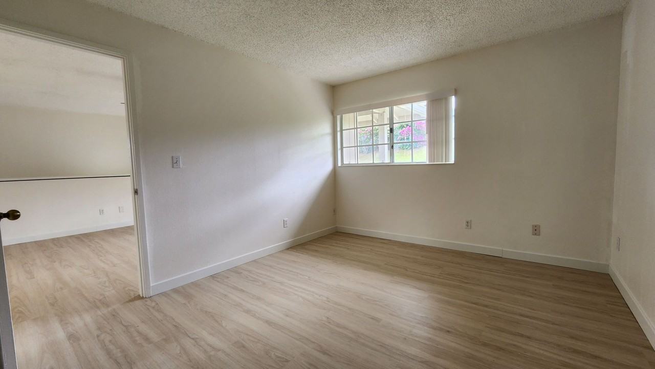 91-1062 Makaaloa St #12E - Photo 6 of 27