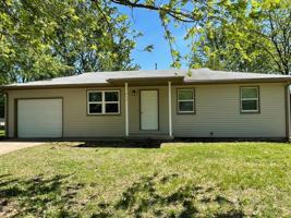 featured image of 413 Kansas Dr