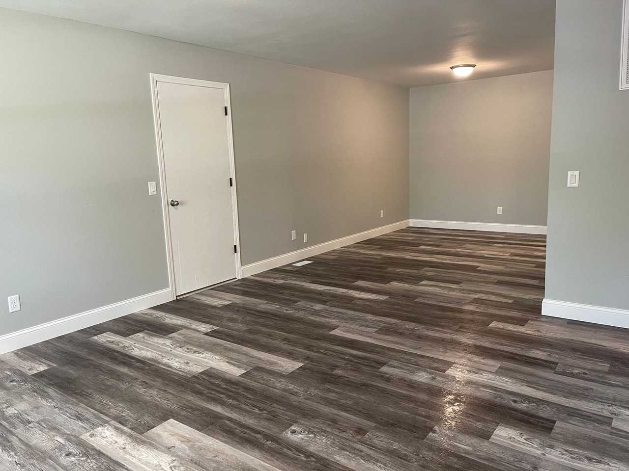 413 Kansas Dr - Photo 3 of 7