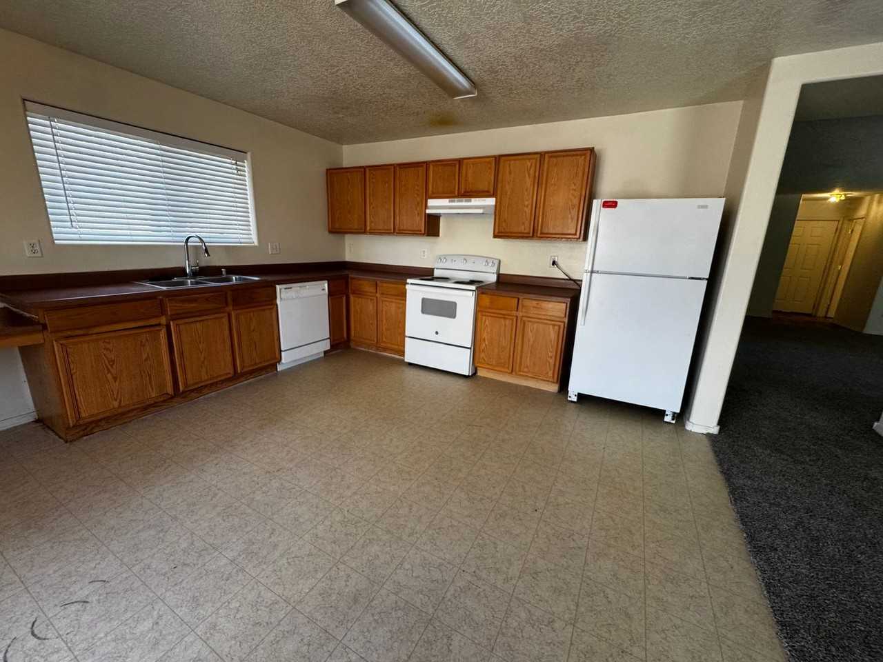 8627 Sawgrass Pl Nw - Photo 4 of 17