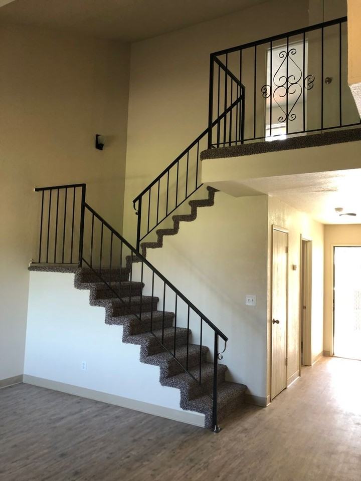 2348 Pinedale Ave #4