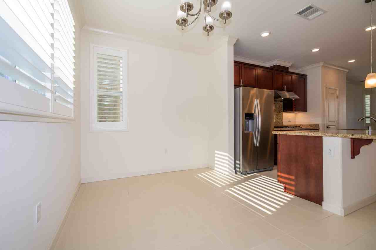 156 Llano De Los Robles Ave - Photo 4 of 22