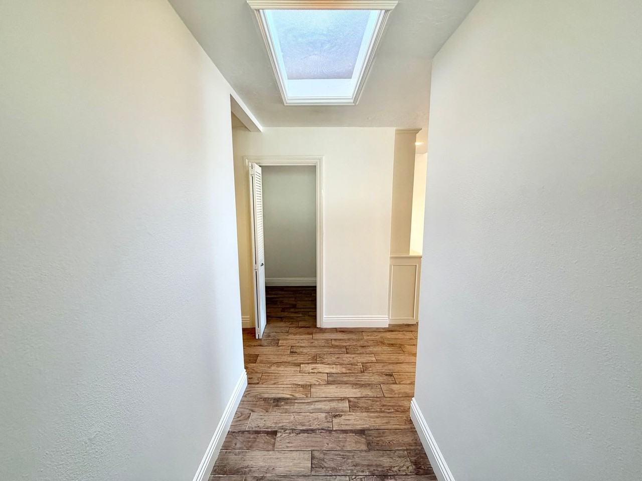 24302 Ponchartrain Ln - Photo 4 of 34