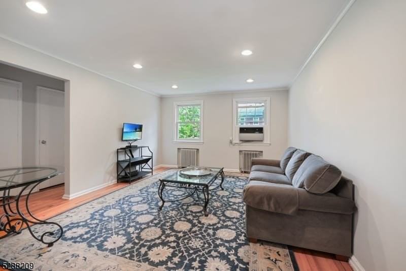 349 Bloomfield Ave #60 - Photo 2 of 13