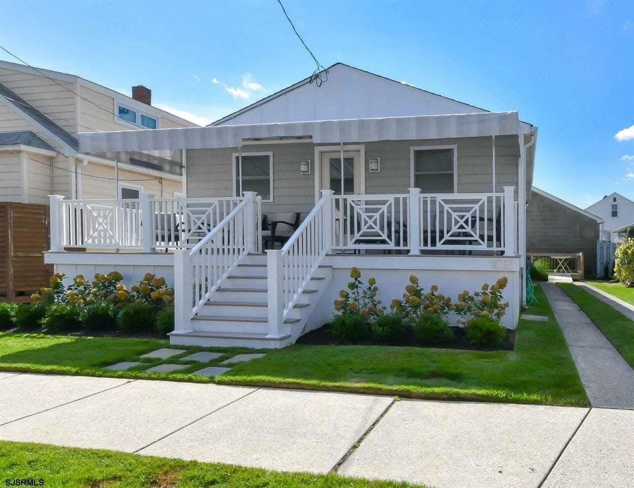 102 N Essex Ave - Photo 2 of 25